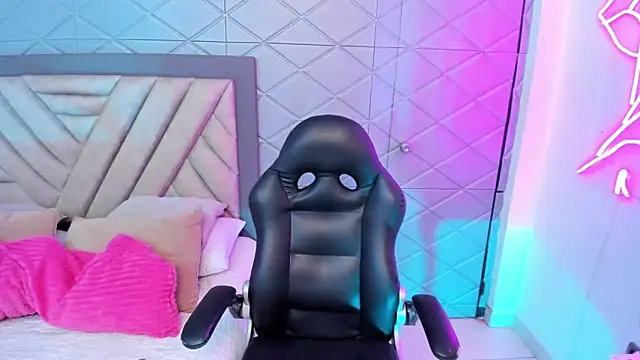 AikoLee  online show from September 2025 04:12:02 AM