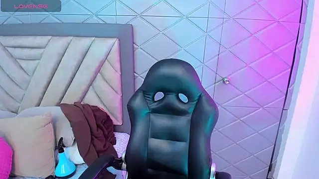 AikoLee  online show from September 2025 06:06:02 AM