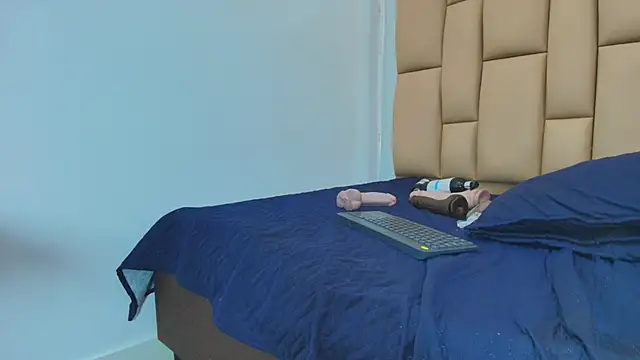 Amy wats0n online show from February 2025 10:41:01 PM