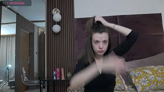 IvyBunny  online show from December 2024 06:45:01 AM