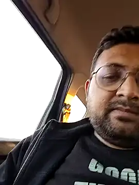 Snapshot of hardyloves chatting on December 2024 12:00:02 PM hardyloves online show from December 2024 12:00:02 PM