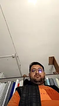 Snapshot of hardyloves chatting on December 2024 07:07:02 AM hardyloves online show from December 2024 07:07:02 AM