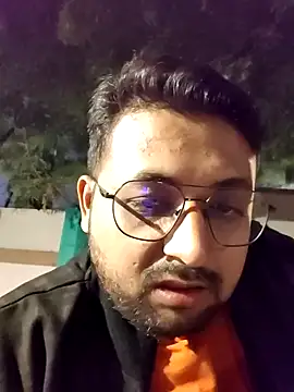 Snapshot of hardyloves chatting on December 2024 04:02:02 PM hardyloves online show from December 2024 04:02:02 PM