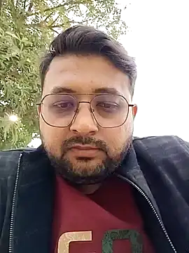 Snapshot of hardyloves chatting on December 2024 08:39:02 AM hardyloves online show from December 2024 08:39:02 AM