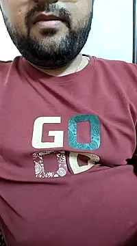 Snapshot of hardyloves chatting on December 2024 04:03:02 PM hardyloves online show from December 2024 04:03:02 PM