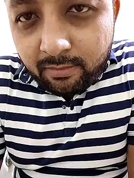 Snapshot of hardyloves chatting on December 2024 09:44:01 AM hardyloves online show from December 2024 09:44:01 AM