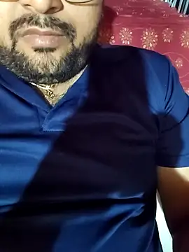 Snapshot of hardyloves chatting on December 2024 05:53:02 PM hardyloves online show from December 2024 05:53:02 PM