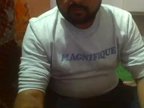 Snapshot of hardyloves chatting on December 2024 05:25:01 PM hardyloves online show from December 2024 05:25:01 PM