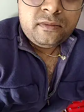 Snapshot of hardyloves chatting on January 2025 07:07:02 PM hardyloves online show from January 2025 07:07:02 PM