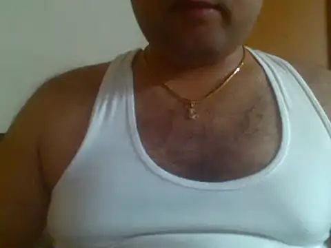 Snapshot of hardyloves chatting on January 2025 02:46:01 PM hardyloves online show from January 2025 02:46:01 PM