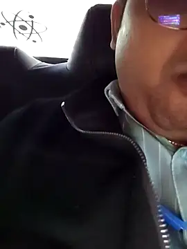 Snapshot of hardyloves chatting on January 2025 12:58:02 PM hardyloves online show from January 2025 12:58:02 PM