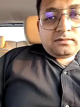 Snapshot of hardyloves chatting on January 2025 02:33:01 AM hardyloves online show from January 2025 02:33:01 AM