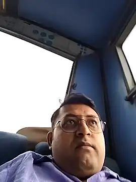 Snapshot of hardyloves chatting on January 2025 01:53:02 AM hardyloves online show from January 2025 01:53:02 AM