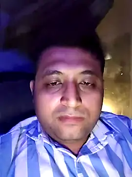 Snapshot of hardyloves chatting on January 2025 01:45:02 PM hardyloves online show from January 2025 01:45:02 PM