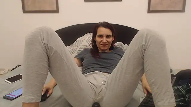 Snapshot of pussywetsquirty chatting on February 2026 06:18:02 AM pussywetsquirty online show from February 2026 06:18:02 AM