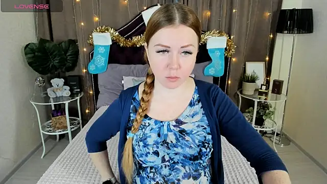 Snapshot of BettyBloom69 chatting on December 2024 04:22:01 AM BettyBloom69 online show from December 2024 04:22:01 AM