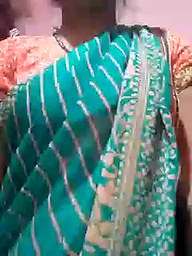 riya houswife online show from December 2024 06:19:01 AM