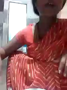 riya houswife online show from December 2024 12:33:02 PM