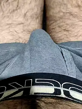 themostnaughtiestguyy online show from January 2025 05:05:01 PM