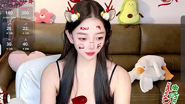 Yilin1999 online show from December 2024 03:58:01 PM