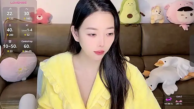 Yilin1999 online show from February 2025 11:55:02 PM