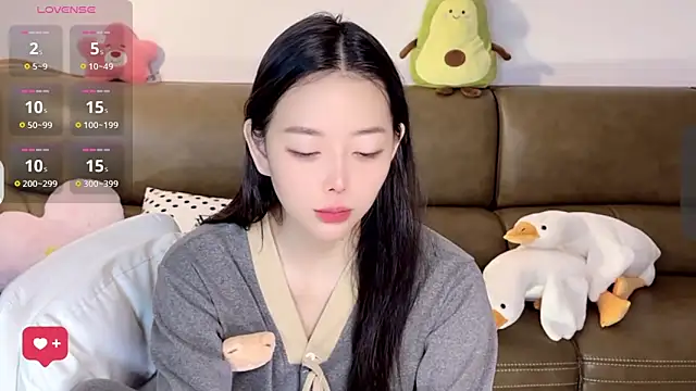 Yilin1999 online show from March 2025 02:04:02 AM