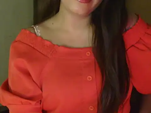Snapshot of diva-22 chatting on May 2026 05:40:02 PM diva-22 online show from May 2026 05:40:02 PM