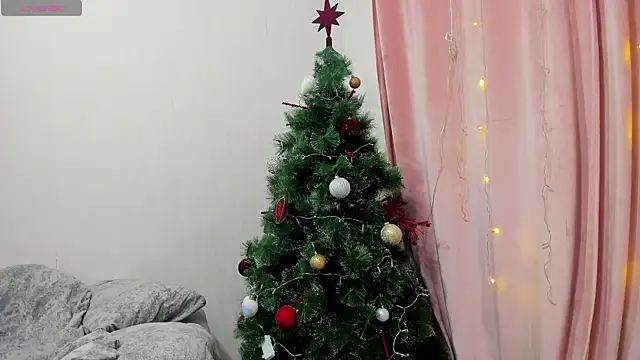 LinaCristonsen online show from January 2025 06:19:02 PM