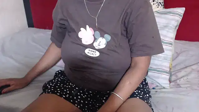 MaximTease24 online show from May 2026 09:31:02 PM