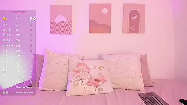 Mia Heartt online show from February 2025 09:52:02 PM