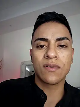 Lucii fer  online show from May 2026 01:08:02 PM