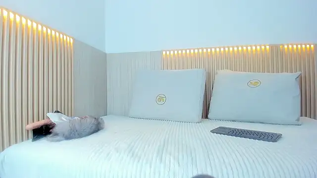 violetta becker online show from March 2026 11:59:01 AM