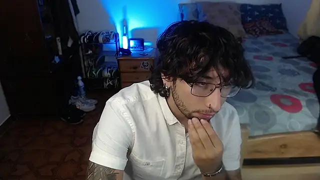 Snapshot of Dereck_Dickson chatting on October 2025 10:52:01 PM Dereck Dickson online show from October 2025 10:52:01 PM