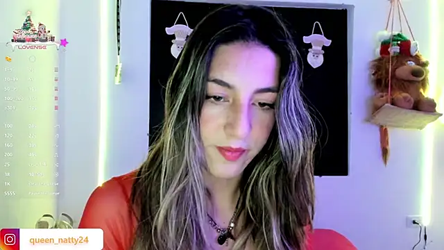 queen-natty online show from December 2024 04:15:02 AM