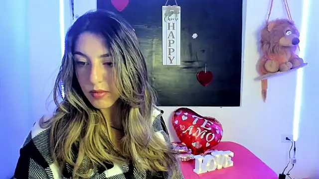 queen-natty online show from March 2025 03:32:02 AM