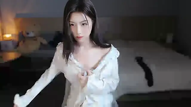 Snapshot of Lucky-baby chatting on December 2024 06:10:02 PM Lucky-baby online show from December 2024 06:10:02 PM