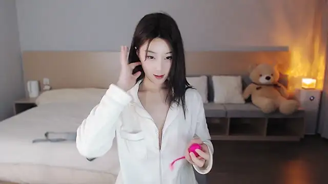 Snapshot of Lucky-baby chatting on March 2025 04:46:01 PM Lucky-baby online show from March 2025 04:46:01 PM