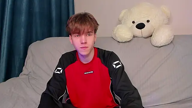 Snapshot of braxiboy chatting on December 2024 07:22:02 AM braxiboy online show from December 2024 07:22:02 AM