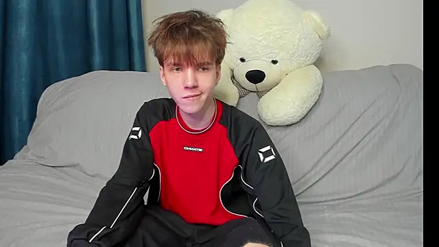 Snapshot of braxiboy chatting on December 2024 11:11:02 AM braxiboy online show from December 2024 11:11:02 AM