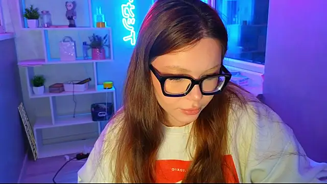 CutiePie3 online show from March 2026 07:09:01 PM