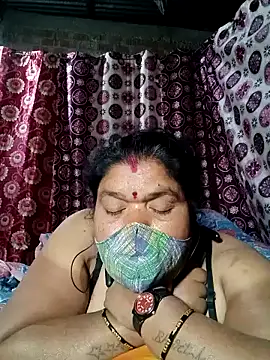 Snapshot of Hot_Falguni chatting on February 2025 07:33:01 PM Hot Falguni online show from February 2025 07:33:01 PM
