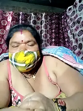 Snapshot of Hot_Falguni chatting on February 2025 01:42:01 AM Hot Falguni online show from February 2025 01:42:01 AM
