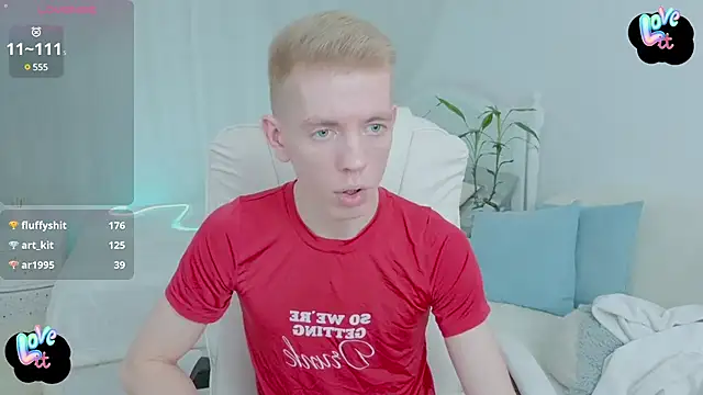 Snapshot of shampoo777 chatting on February 2025 12:55:01 PM shampoo777 online show from February 2025 12:55:01 PM