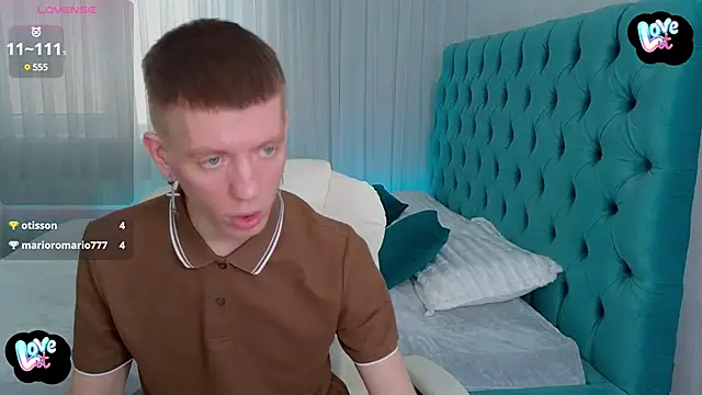 shampoo777 online show from March 2025 09:34:02 AM