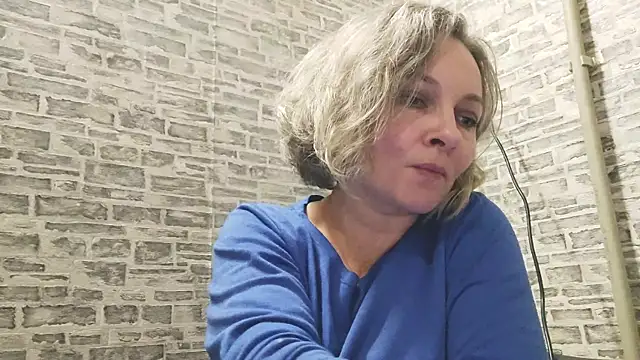 Snapshot of EdithManning chatting on January 2025 06:35:02 PM EdithManning online show from January 2025 06:35:02 PM