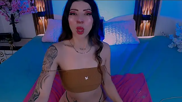 Snapshot of AmyHE chatting on February 2026 11:05:02 AM AmyHE online show from February 2026 11:05:02 AM