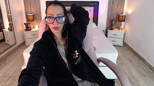Snapshot of Sam_mansson66 chatting on February 2025 06:37:02 PM Sam mansson66 online show from February 2025 06:37:02 PM