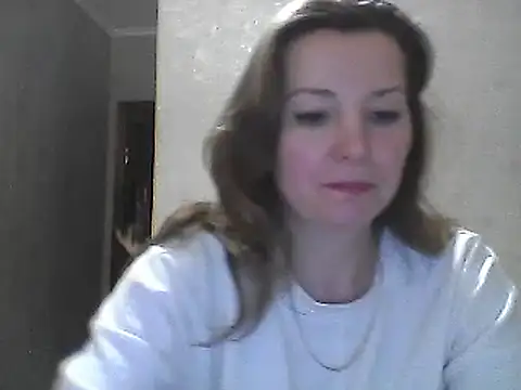 Snapshot of VselenaSun402 chatting on January 2025 11:07:02 AM VselenaSun402 online show from January 2025 11:07:02 AM