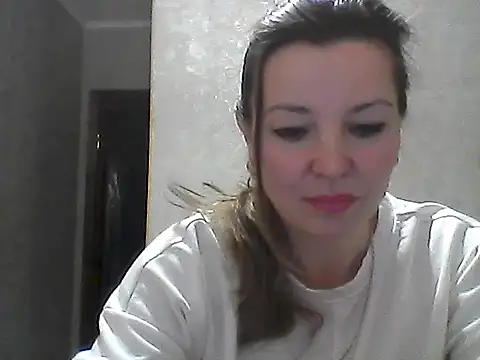 Snapshot of VselenaSun402 chatting on January 2025 10:51:01 AM VselenaSun402 online show from January 2025 10:51:01 AM