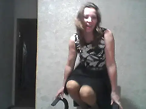 Snapshot of VselenaSun402 chatting on January 2025 02:08:02 PM VselenaSun402 online show from January 2025 02:08:02 PM